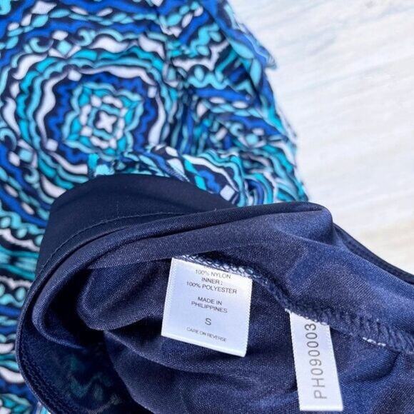 NEW YORK & COMPANY Medallion Print Ruffle Wrap Mesh Dress Womens Small - Picture 8 of 8